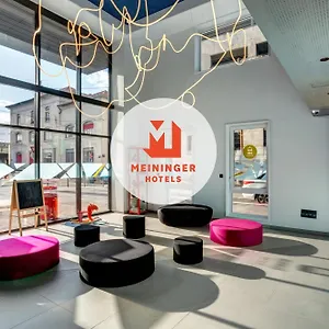 2* 호텔 Meininger Centre Berthelot